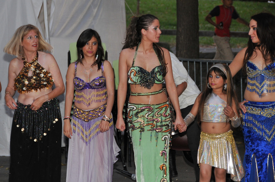 Maison de Quartier Champs Elysees Evry - Danse Orientale 206.jpg